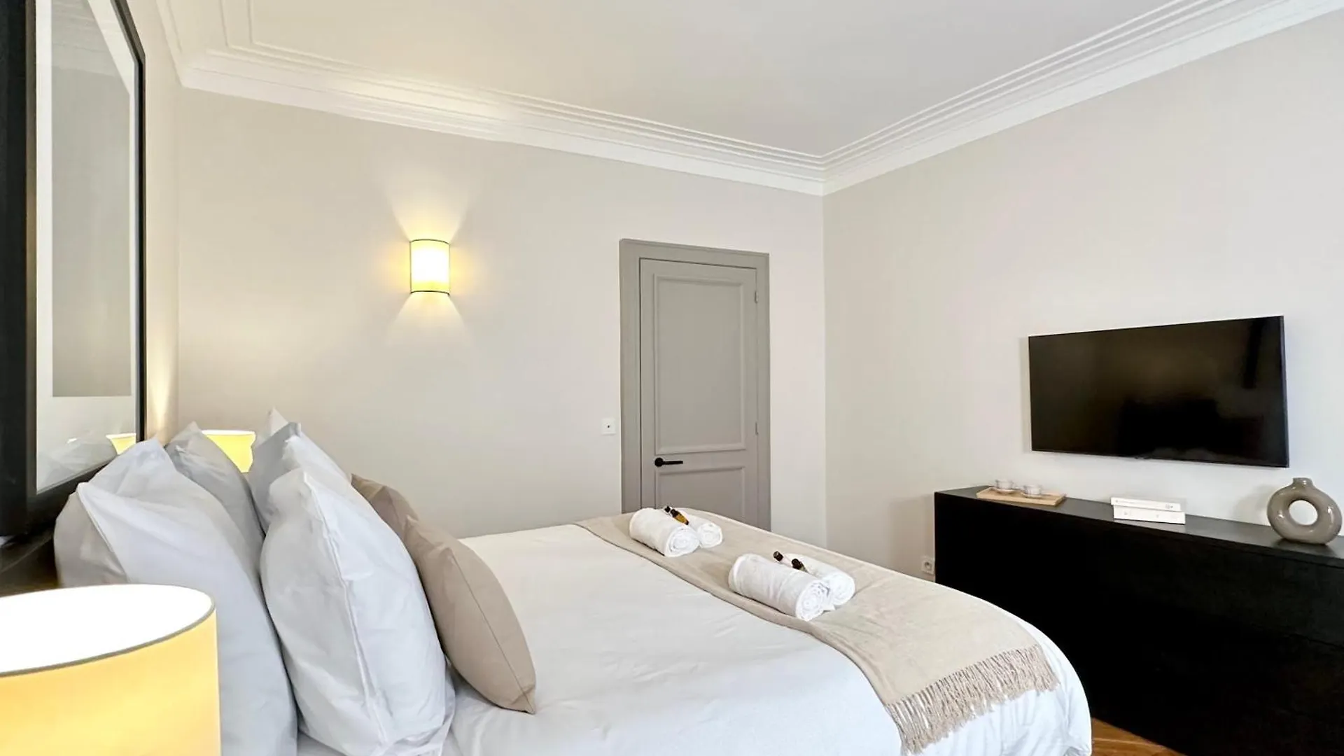 Luxembourg Garden Premium Family Flat Apartment Paris