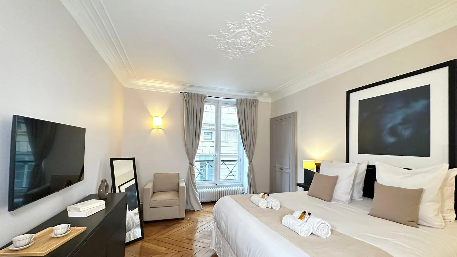Luxembourg Garden Premium Family Flat Apartment Paris 0*,  France