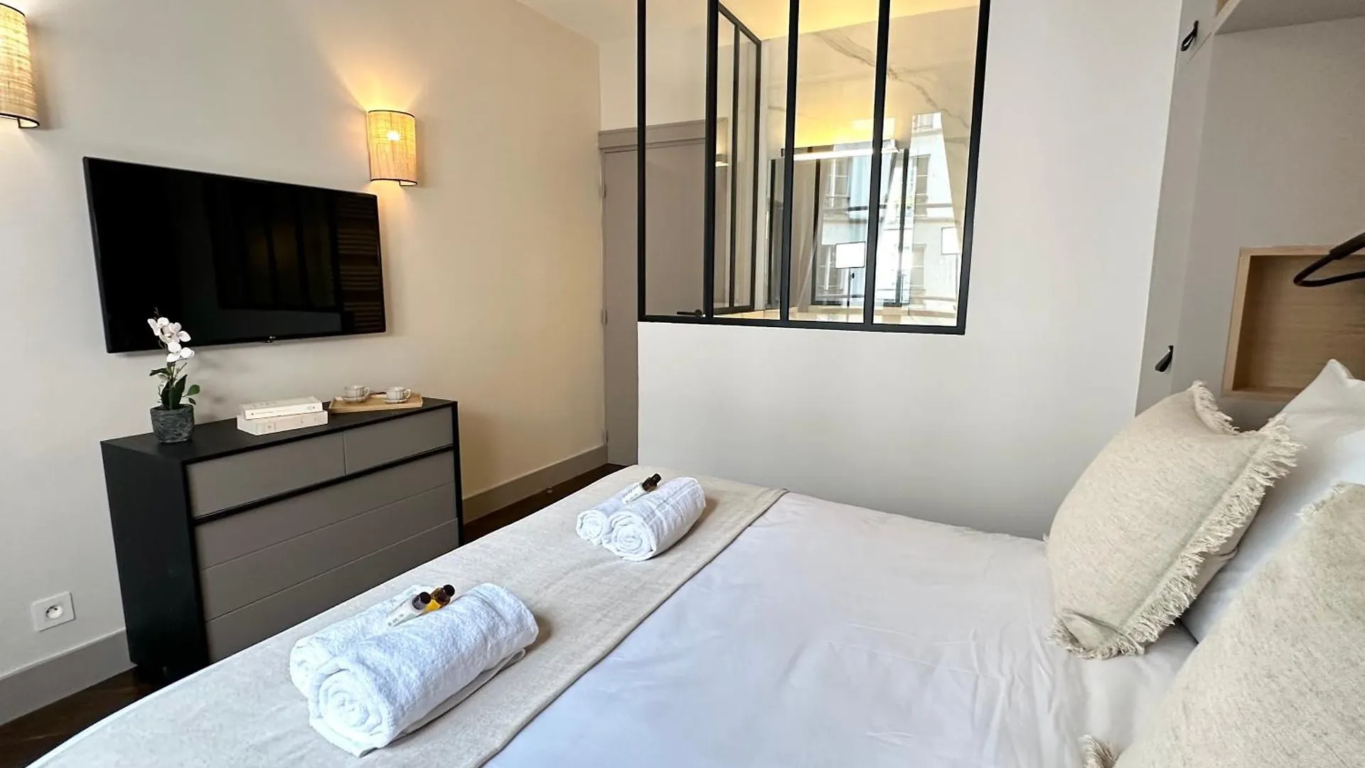 파리 Luxembourg Garden Premium Family Flat 아파트 0*,